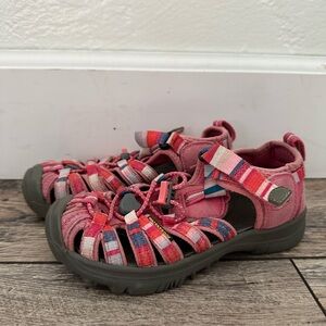 Keen size 12 water shoe (girls)